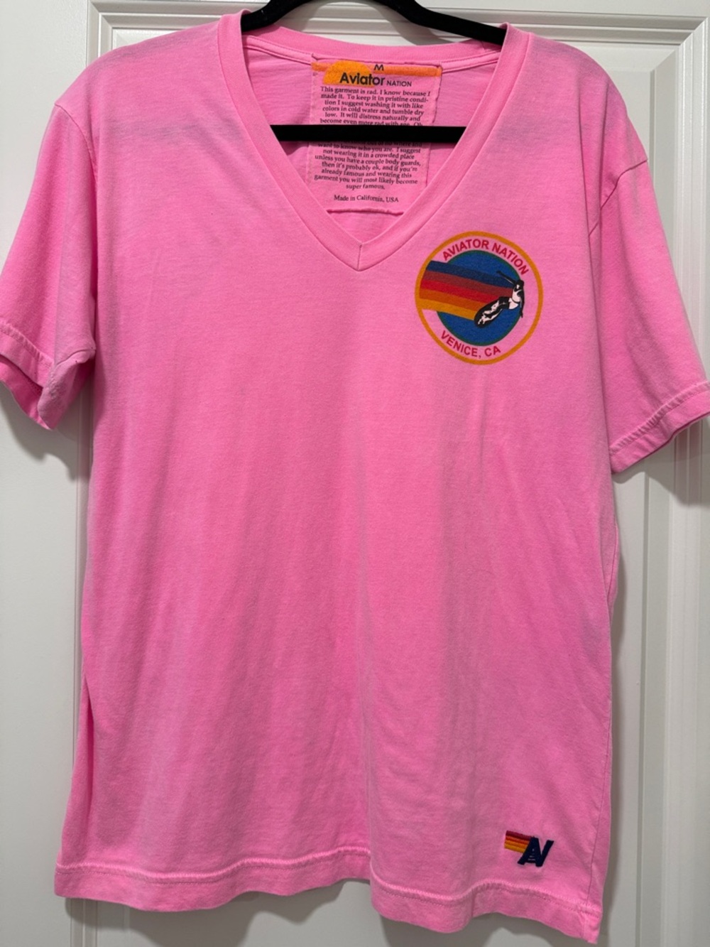 Aviator Nation Neon Pink V Neck Venice Logo Tee Shirt Women’s Medium M